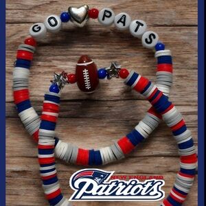 NFL - Patriots Slogan - GO PATS  bracelet set ( new handmade )